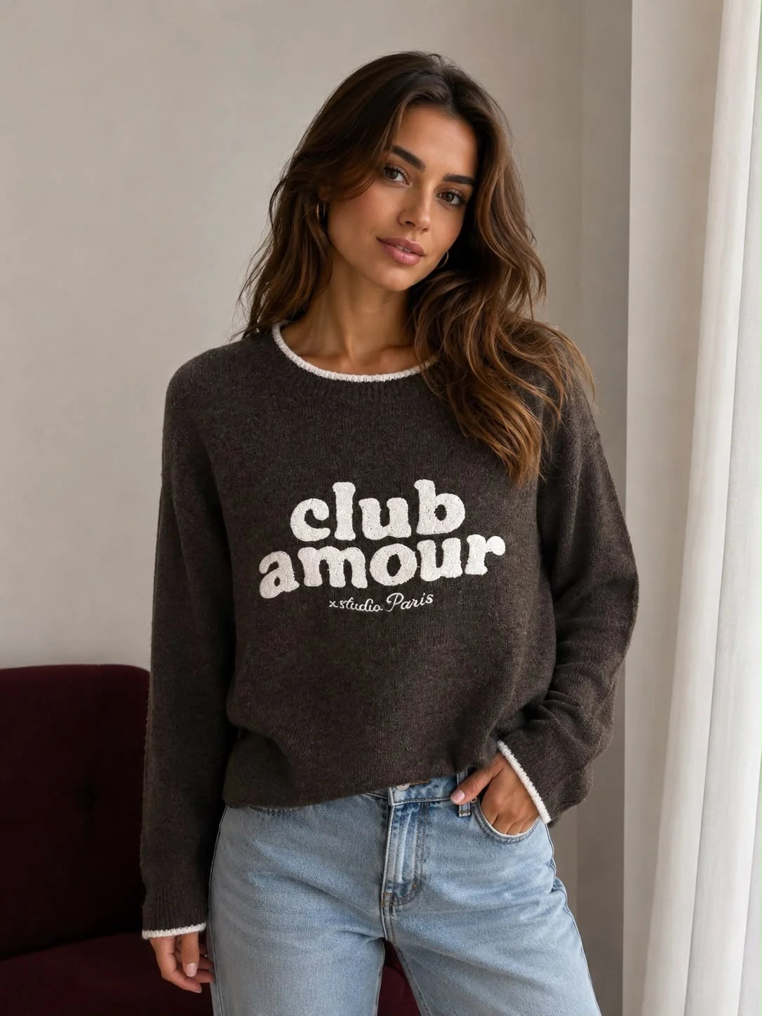 Club Amour trui - Bruin